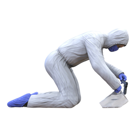 Product photo diorama and model building miniature figure: Kneeling forensic expert