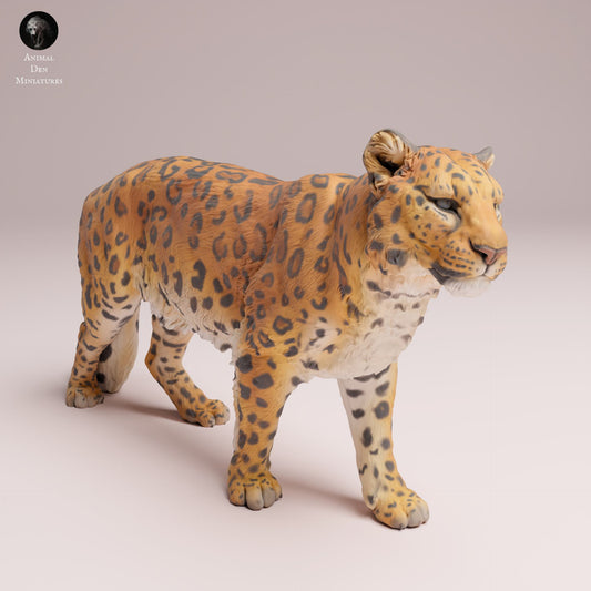 Product photo Animal Figure Diorama, Model Building: 0: Wild Animal Figure: Amur Leopard – detailed and pre-made (Ref 25_07_16)