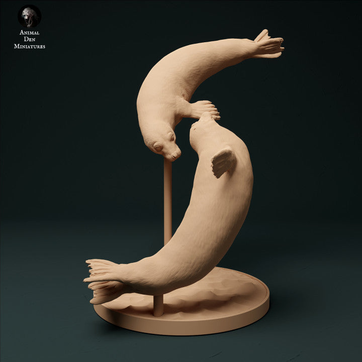 Product photo Animal Figure Diorama, Model Building: 0: Harbor Seals Swimming: Sea Animals