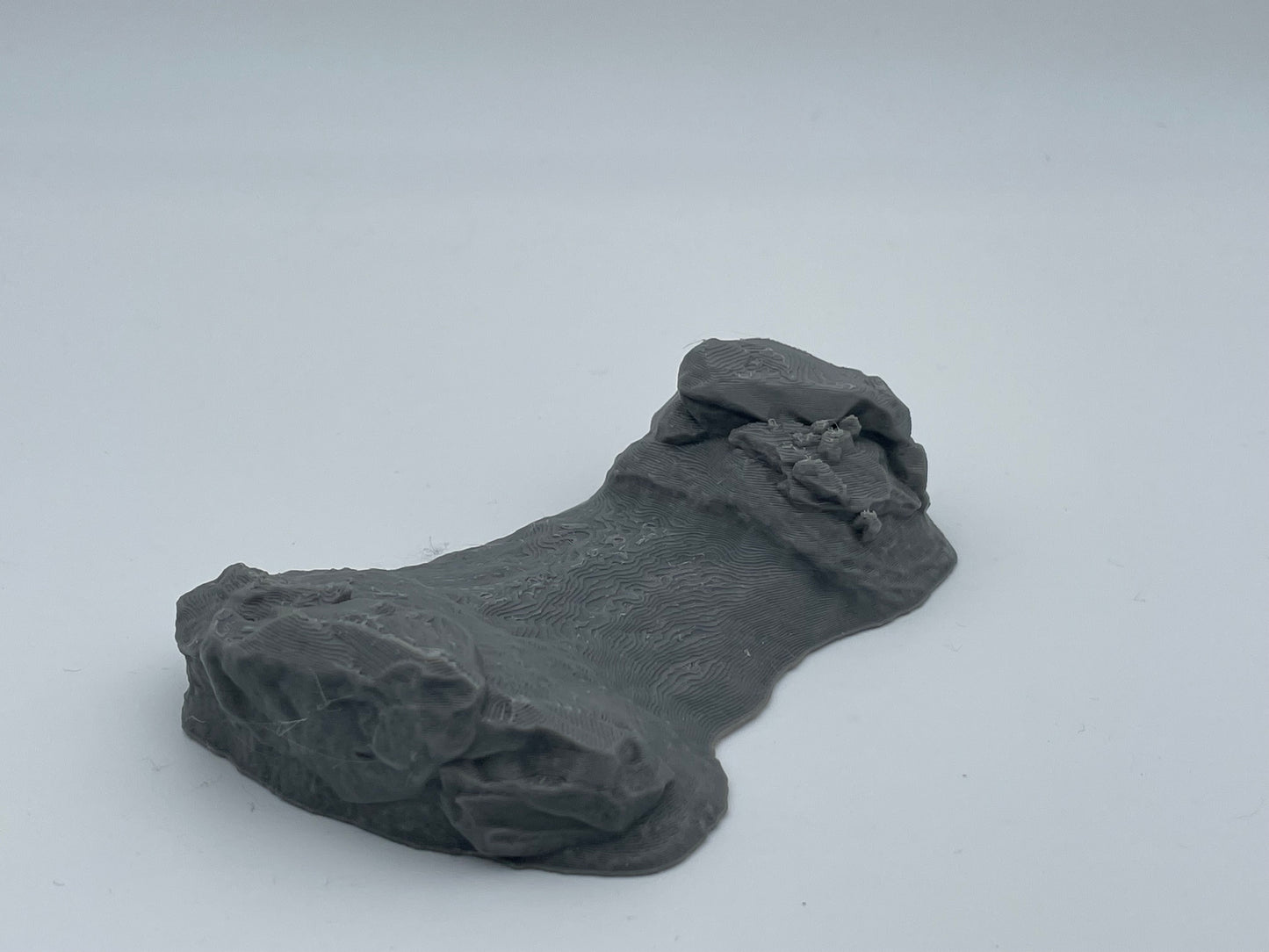 Produktfoto Tabletop 28mm The Printing Goes Ever On (TPGEO) 0: Hügel Terrain Typ B - Sanfte Erhebung in Graslandschaft