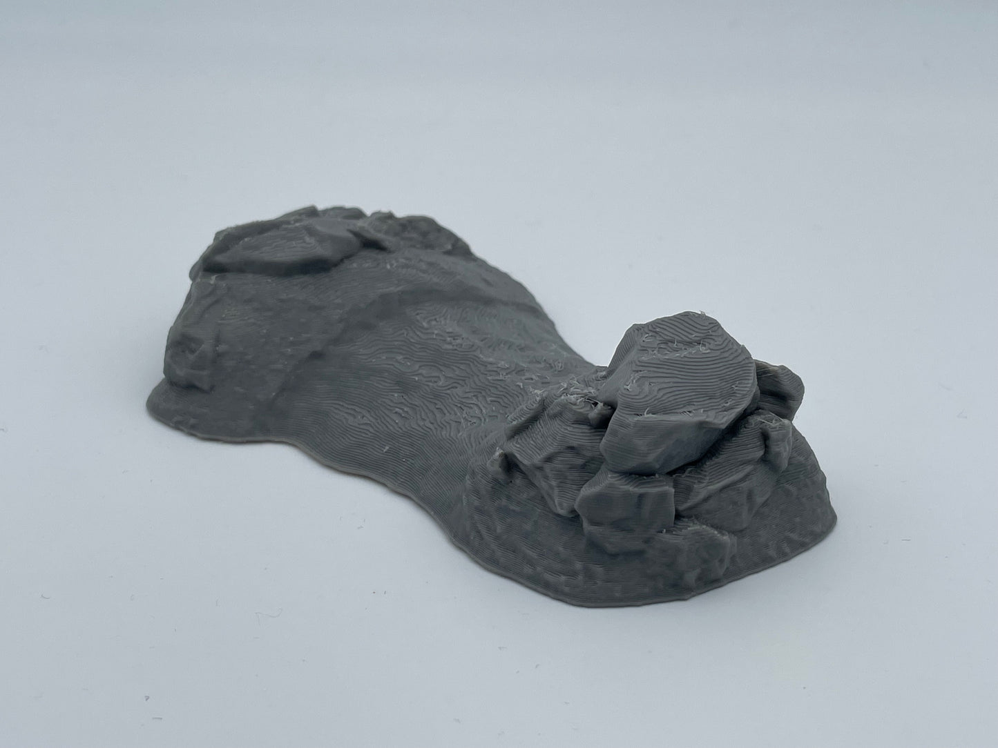 Produktfoto Tabletop 28mm The Printing Goes Ever On (TPGEO) 0: Hügel Terrain Typ B - Sanfte Erhebung in Graslandschaft