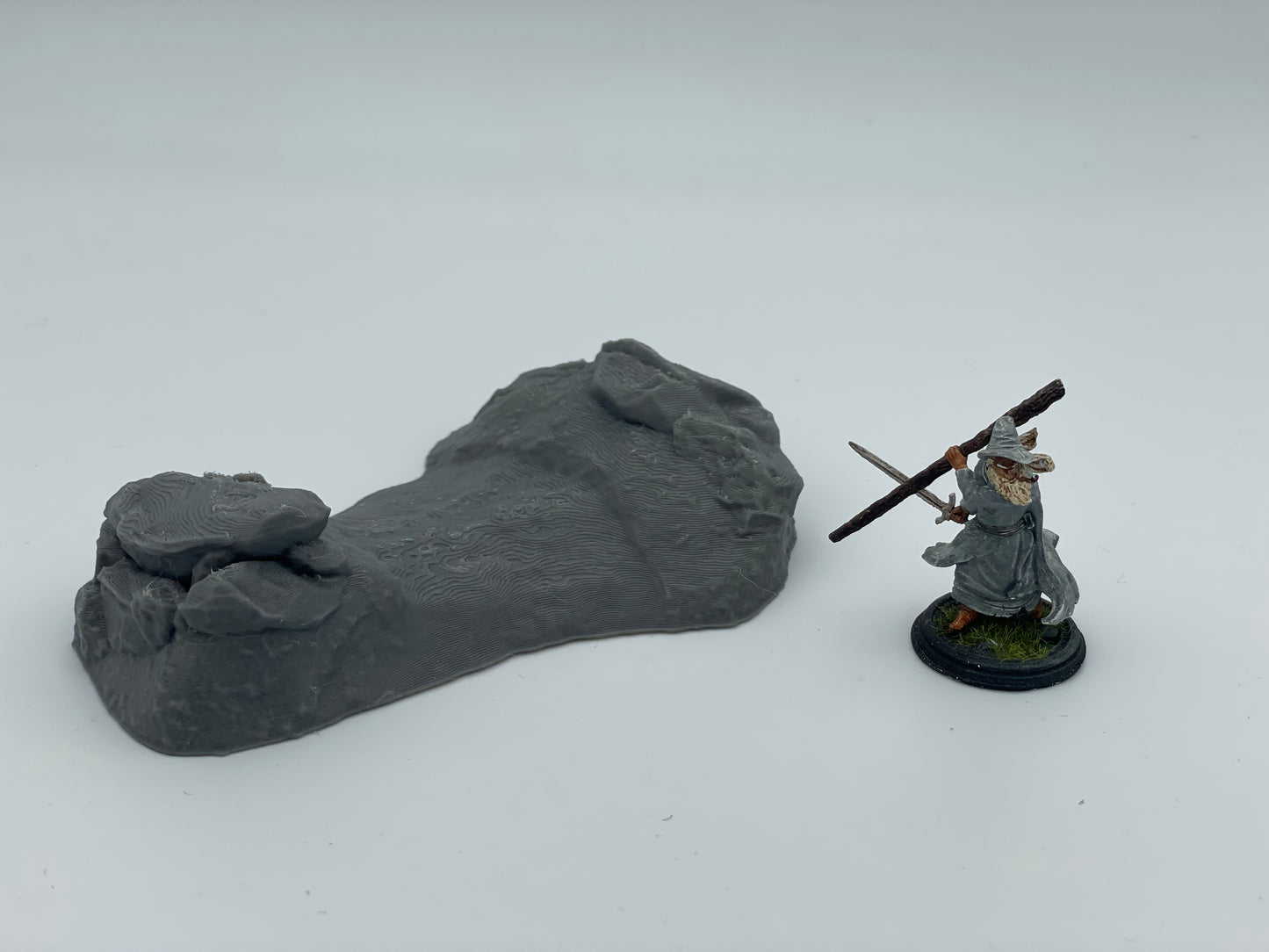 Produktfoto Tabletop 28mm The Printing Goes Ever On (TPGEO) 0: Hügel Terrain Typ B - Sanfte Erhebung in Graslandschaft