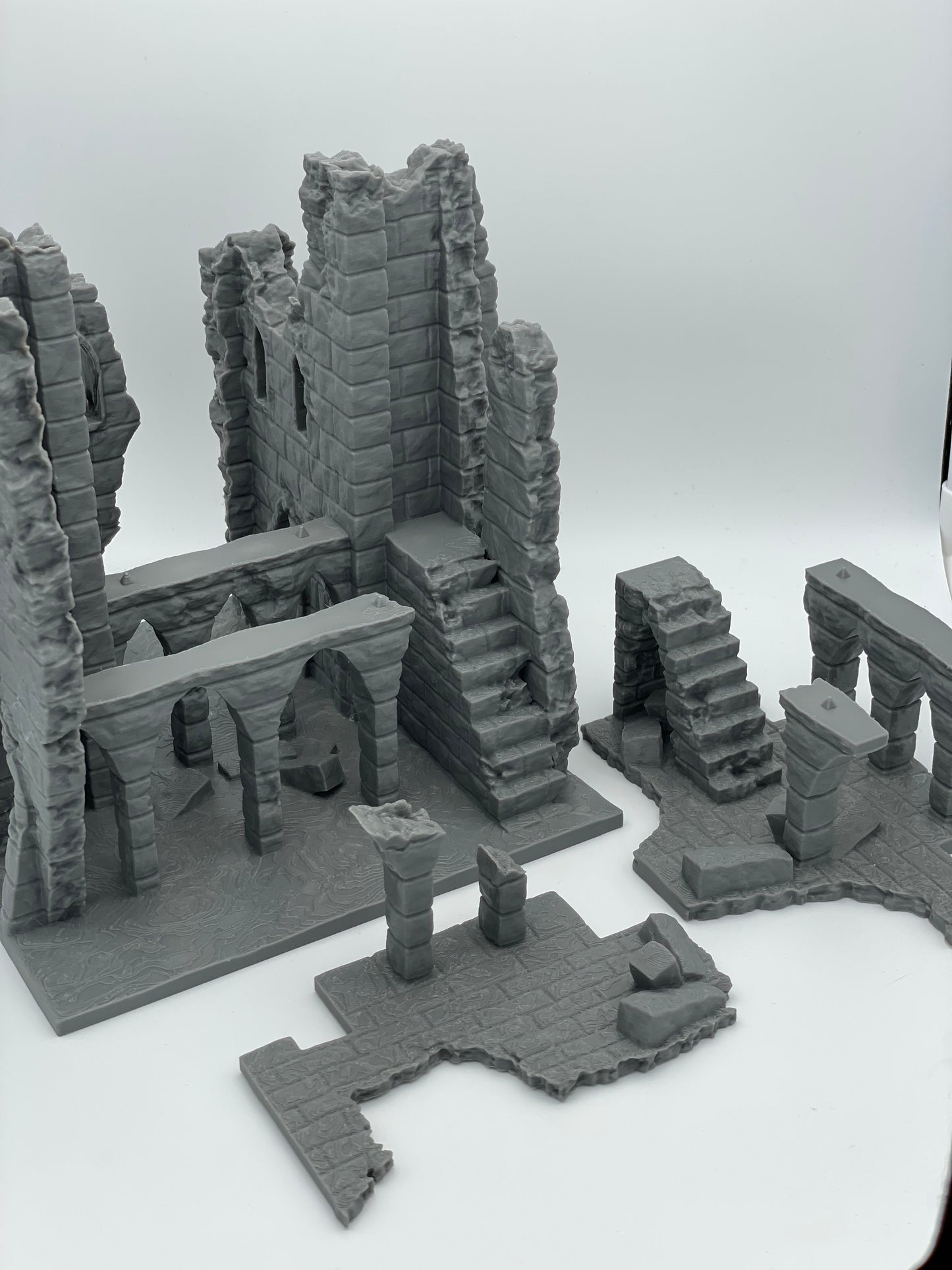 Product photo Tabletop 28mm The Printing Goes Ever On (TPGEO) 0: Ruin E - Debris of a medieval town - Destroyed house