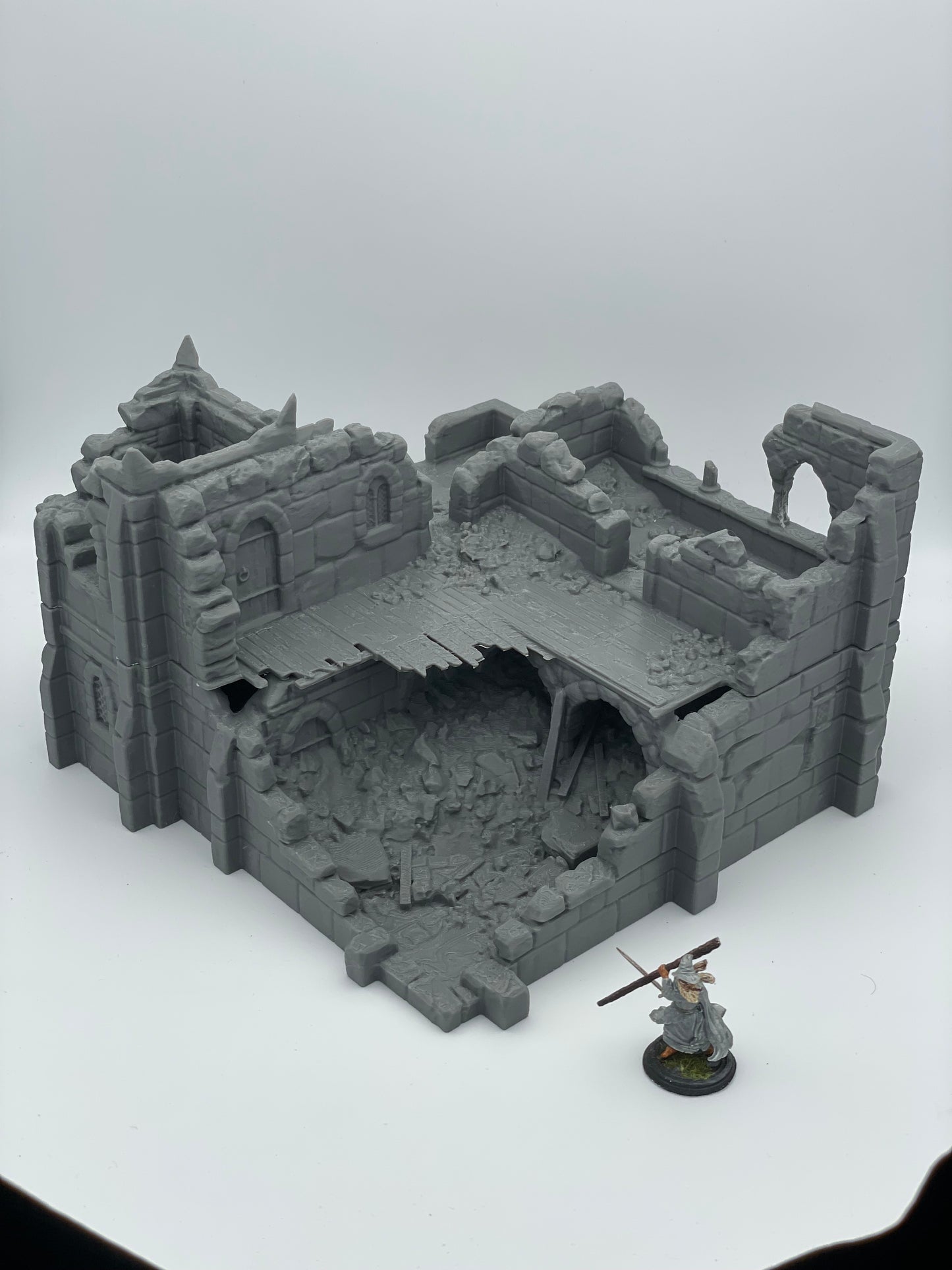 Product photo Tabletop 28mm The Printing Goes Ever On (TPGEO) 0: Ruins of medieval dwelling C - Remains of a building from the human realm Gonthan