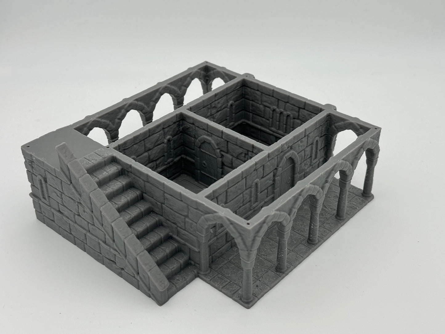 Product photo Tabletop 28mm The Printing Goes Ever On (TPGEO) 0: House B Ivory City - Kingdom of Gonthan Building - Tabletop Terrain