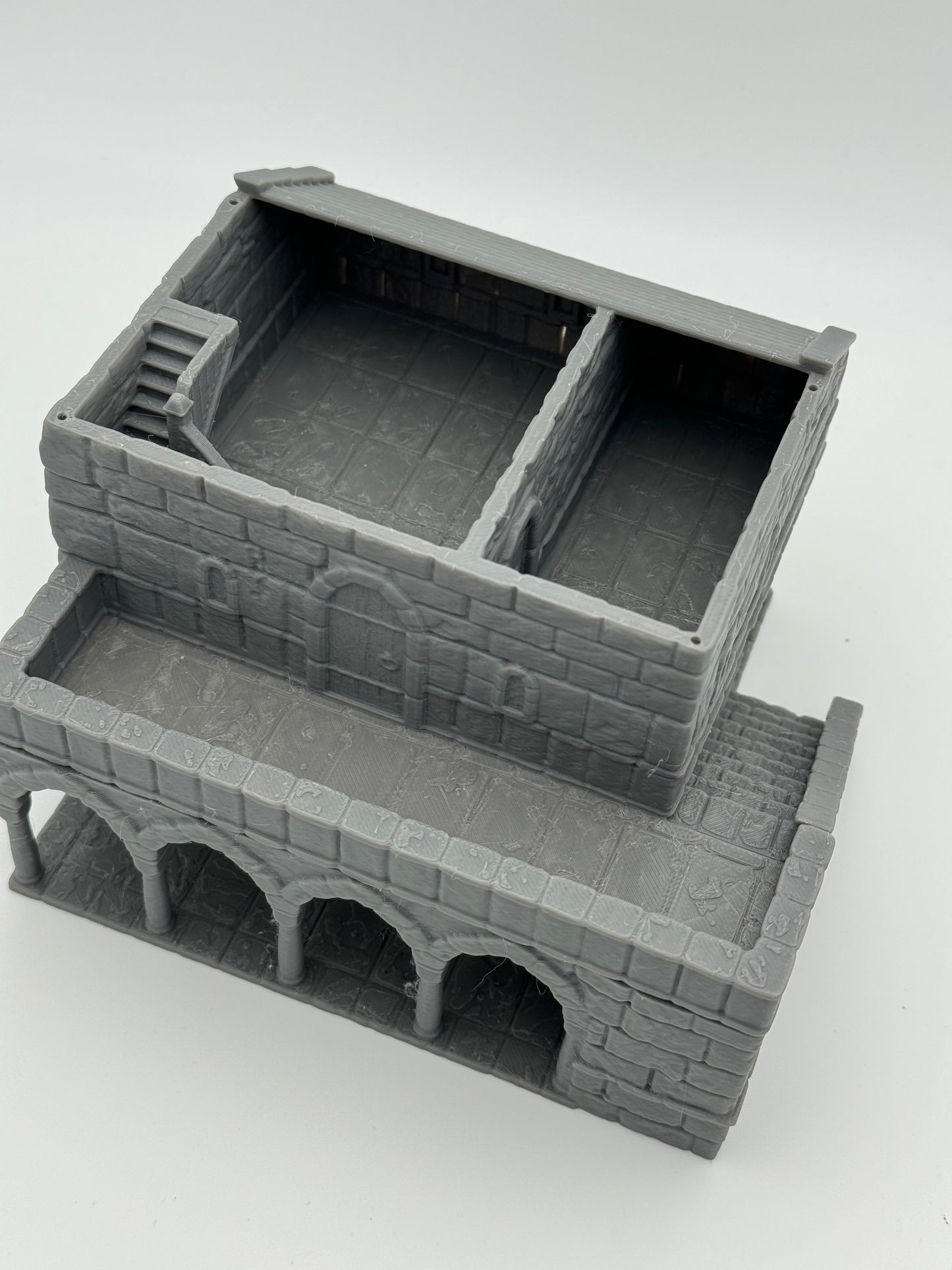 Product photo Tabletop 28mm The Printing Goes Ever On (TPGEO) 0: House B Ivory City - Kingdom of Gonthan Building - Tabletop Terrain