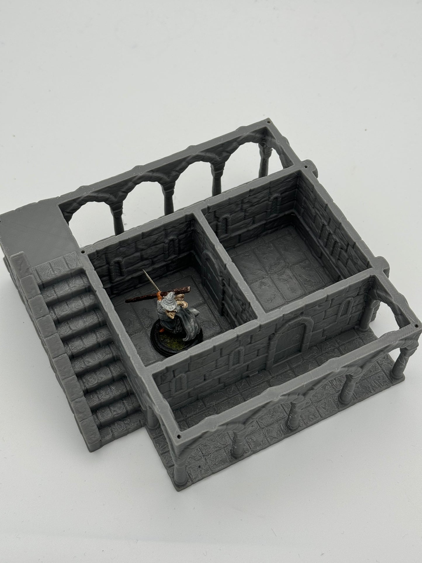 Product photo Tabletop 28mm The Printing Goes Ever On (TPGEO) 0: House B Ivory City - Kingdom of Gonthan Building - Tabletop Terrain