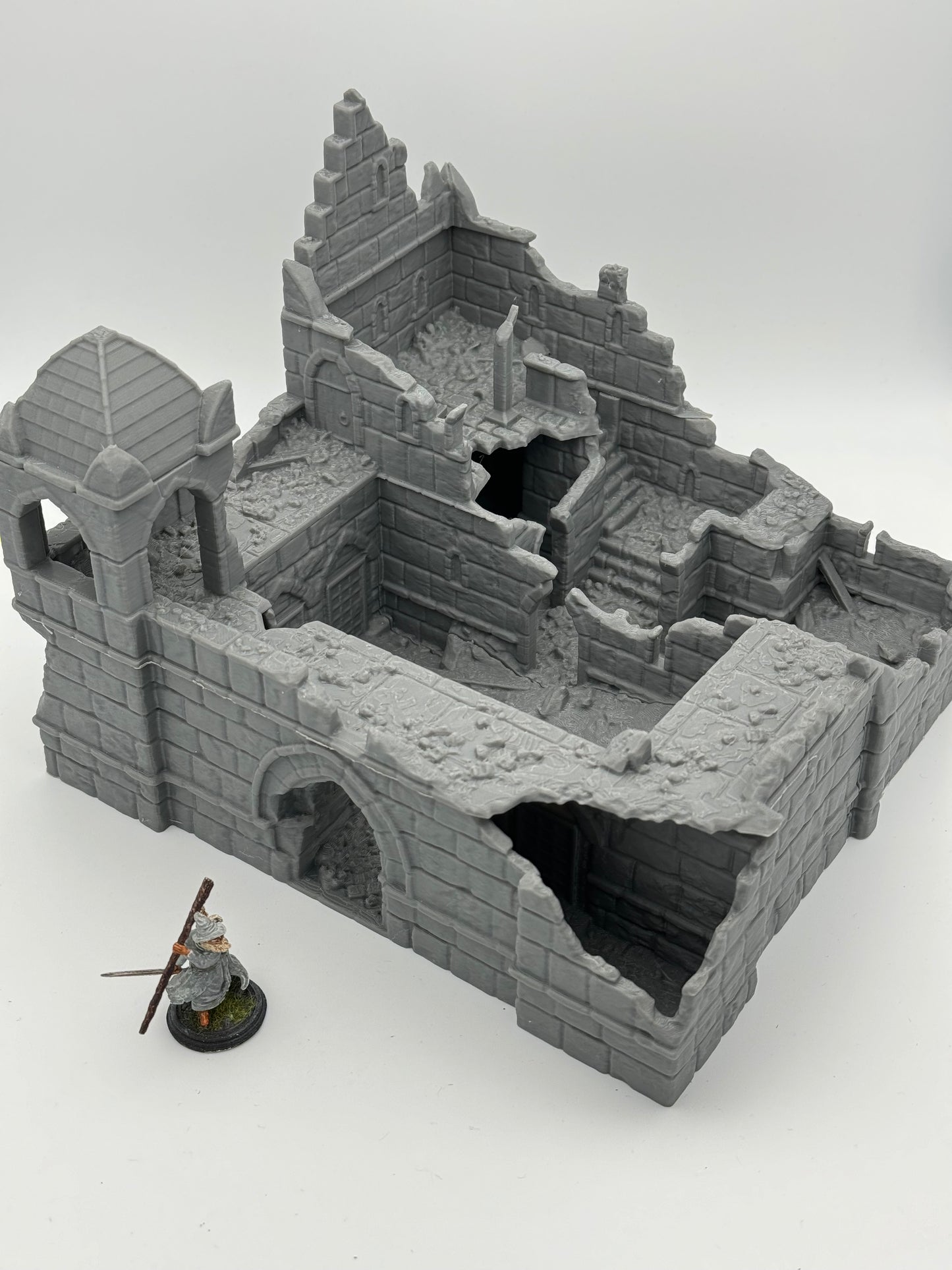 Product photo Tabletop 28mm The Printing Goes Ever On (TPGEO) 0: Barracks Ruins Ivory City - Kingdom of Gonthan - Tabletop Terrain