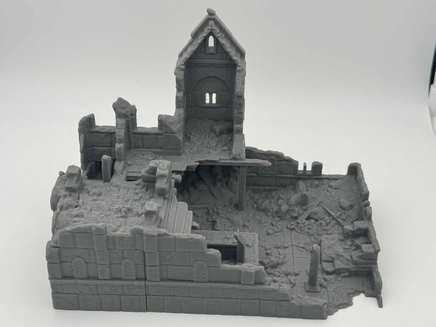 Product photo Tabletop 28mm The Printing Goes Ever On (TPGEO) 0: Inn Ruins Ivory City - Kingdom of Gonthan Building - Inn Tabletop Terrain