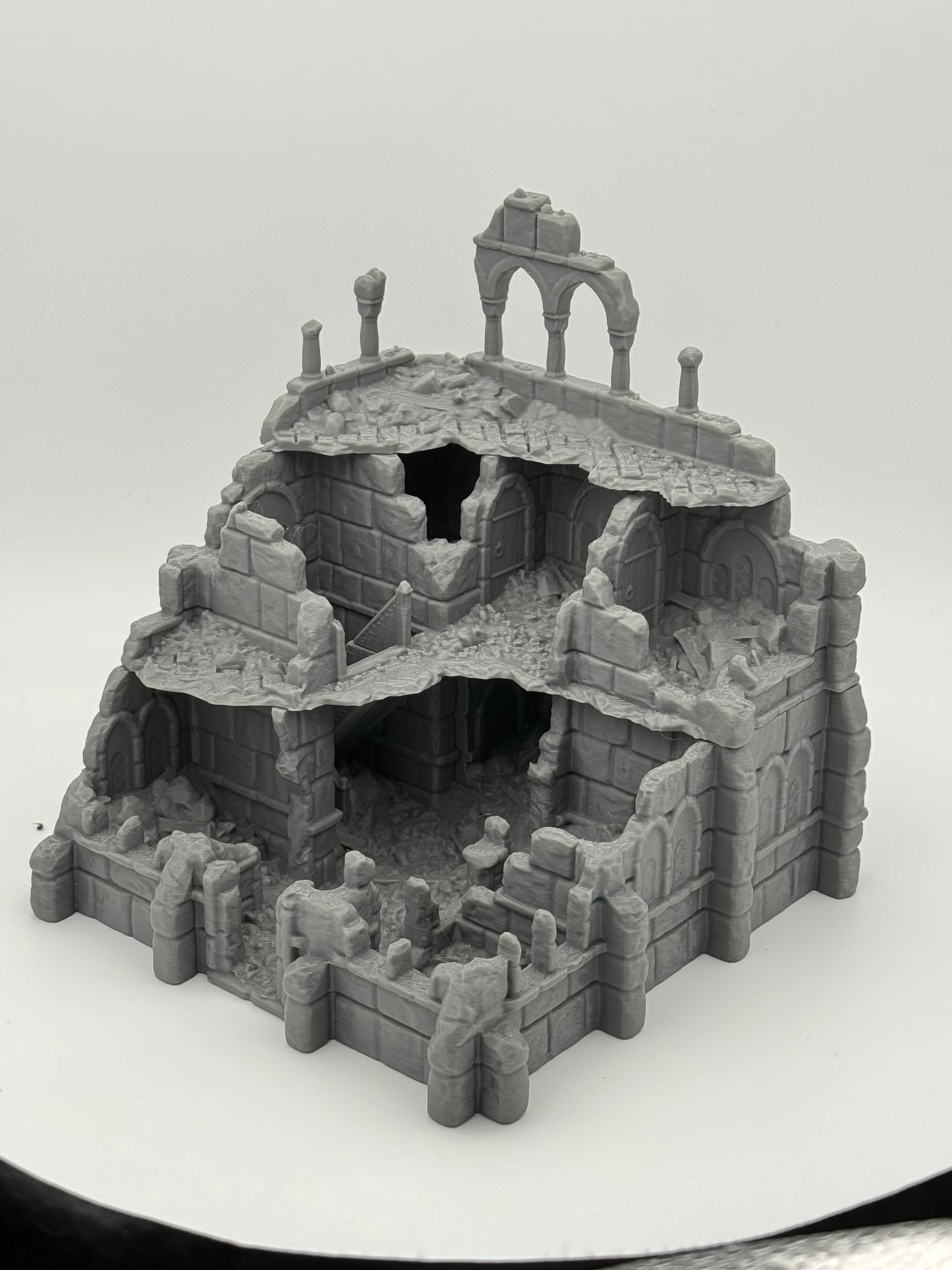 Product photo Tabletop 28mm The Printing Goes Ever On (TPGEO) 0: Warehouse Ruins Ivory City - Kingdom of Gonthan - Warehouse Tabletop Terrain