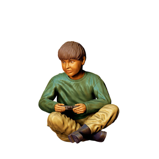 Diorama model building product photo 0: Playing child sitting with RC car B (Ref. No. 372)