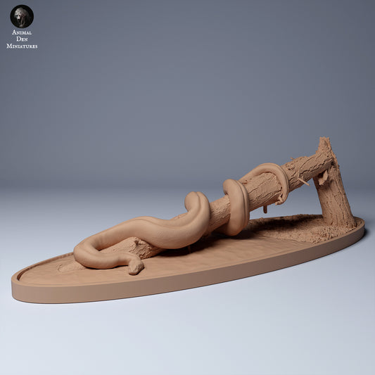 Product photo Animal Figure Diorama, Model Building: 0: Anaconda on Log: Animals from South America
