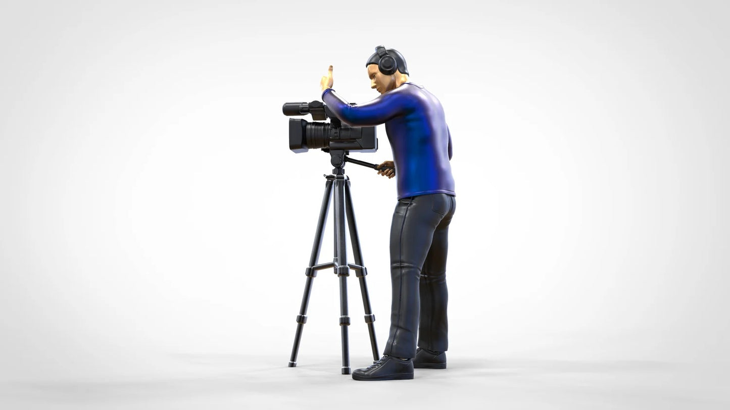 Product photo diorama and model building miniature figure: Reporter team - cameraman with camera and tripod