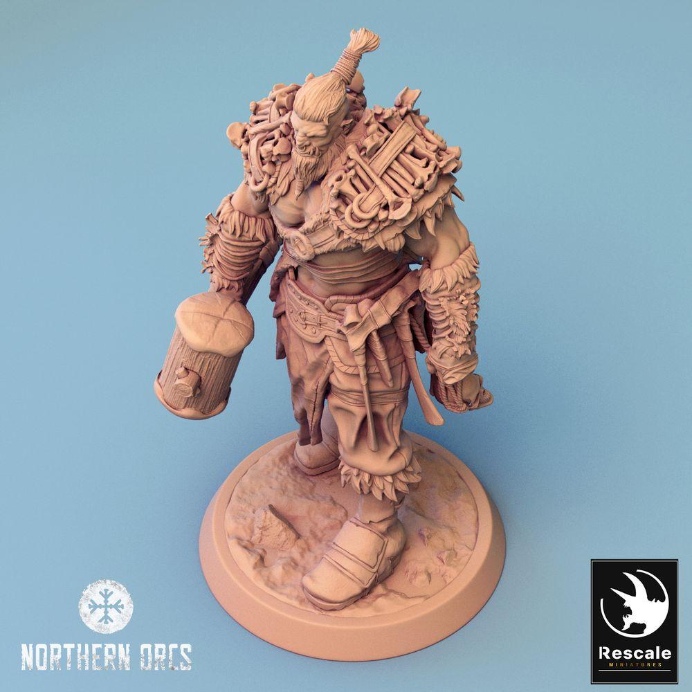Product photo Tabletop 28mm Lord of the Print (LotP) 0: Tabletop miniature: Orc Warlord with two-handed hammer, Tribal Champion (24_04_I2)