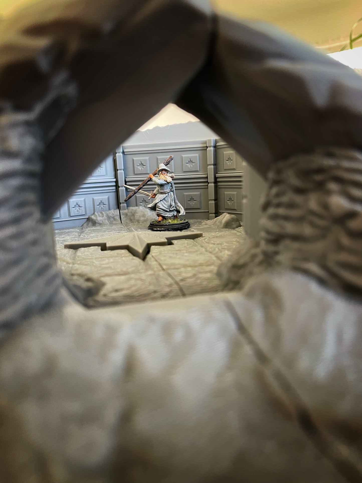 Product photo Tabletop 28mm The Printing Goes Ever On (TPGEO) 0: Great Tomb Chamber Catacombs - Ghostly Resting Place Beneath the Hill - Hill Graves