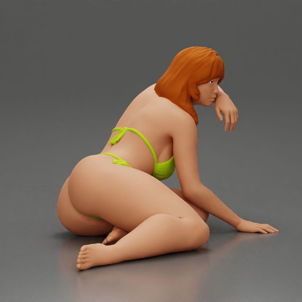 Diorama model building product photo 1: miniature figure: reclining woman in bikini, half propped up on the beach (Ref No. A106)