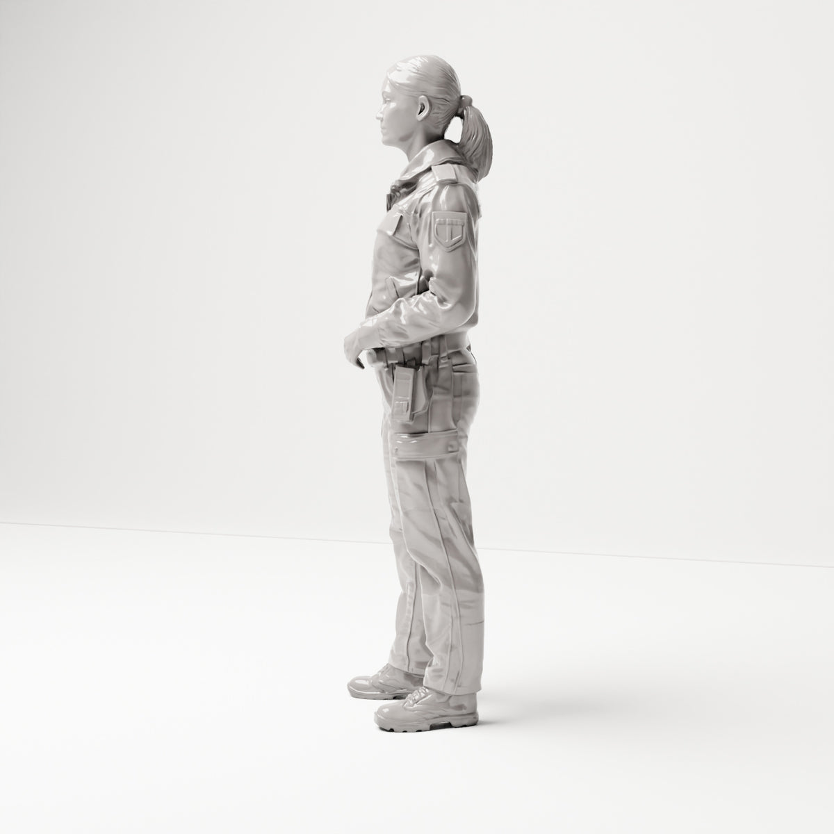 Stehende Figur: Deutscher Polizist in Uniform mit POLIZEI-Aufnäher (B024) - linke Seitenansicht