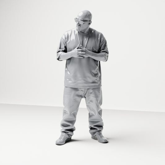 Diorama model building product photo 0: Standing figure: Man with sunglasses & chain, hands in front of chest, loose shirt & pants (B028)