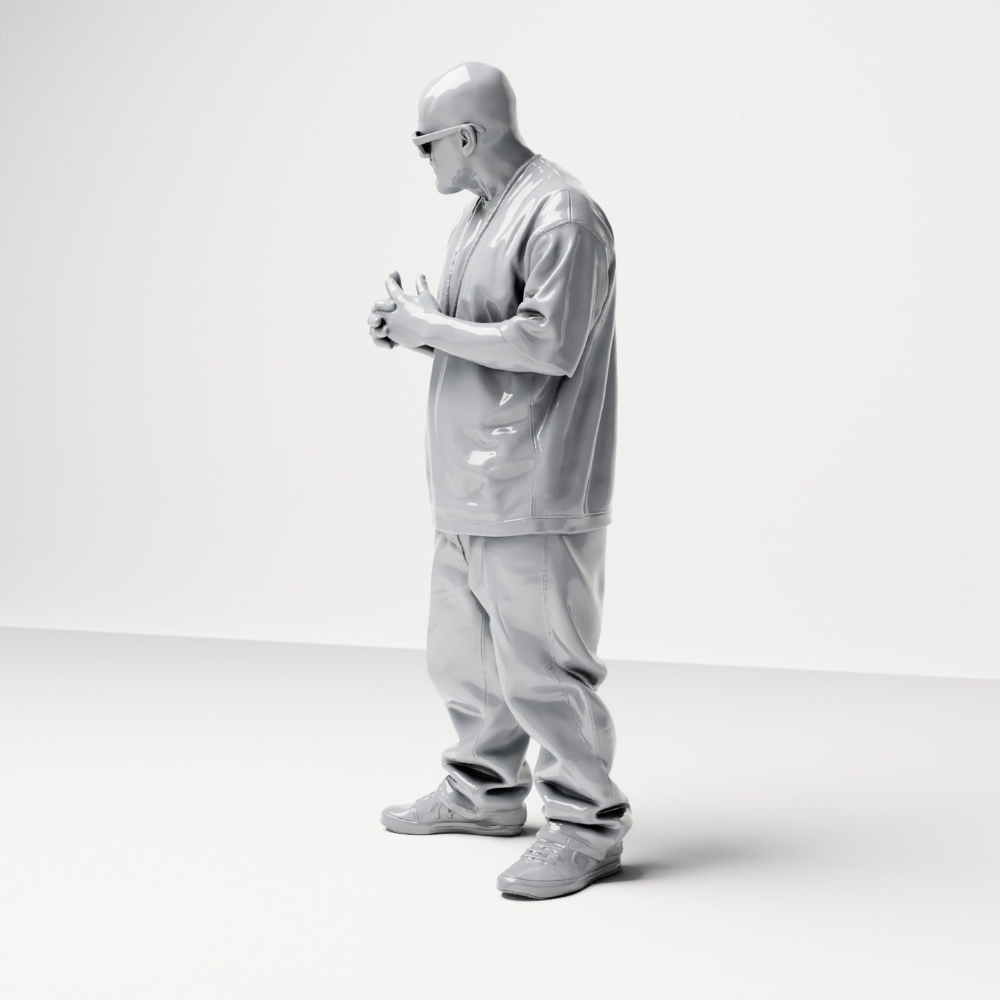 Diorama model building product photo 1: Standing figure: Man with sunglasses & chain, hands in front of chest, loose shirt & pants (B028)