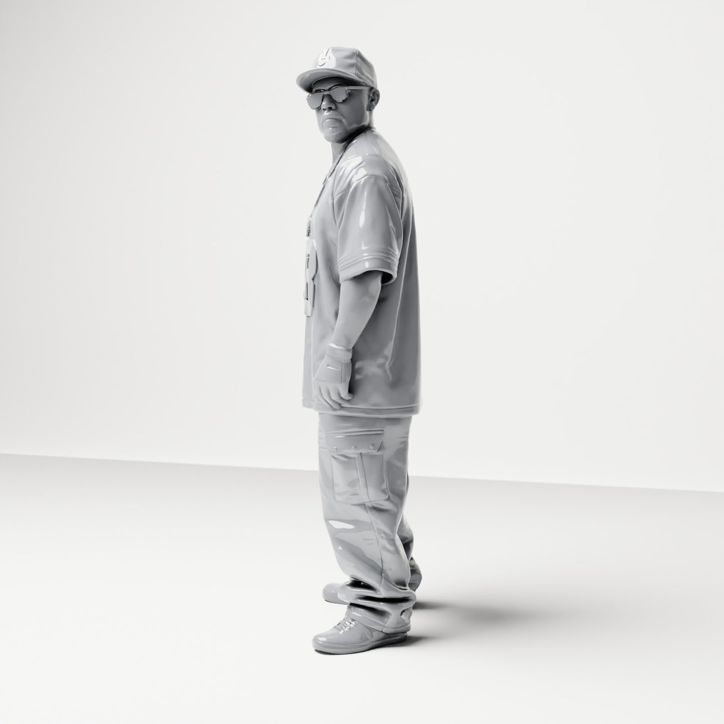 Diorama model building product photo 1: Standing figure: Streetwear man with cap, sunglasses & sports jersey 13 (B032)