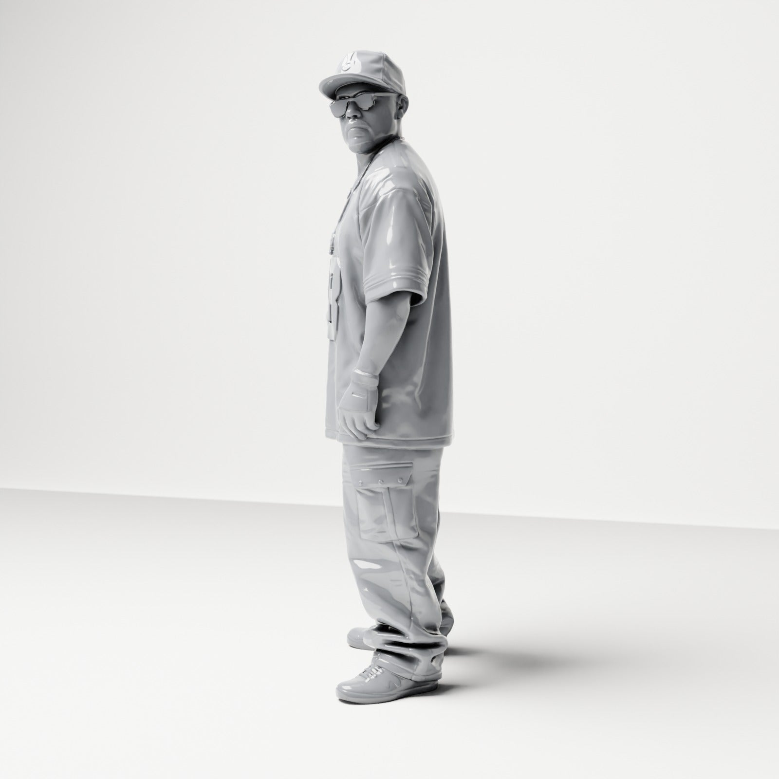 Diorama model building product photo 1: Standing figure: Streetwear man with cap, sunglasses & sports jersey 13 (B032)