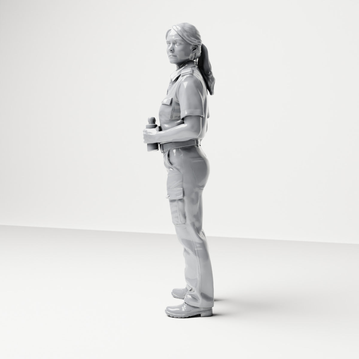Diorama model-making product photo 1: Standing figure: female ship crew member in uniform with binoculars (B050)