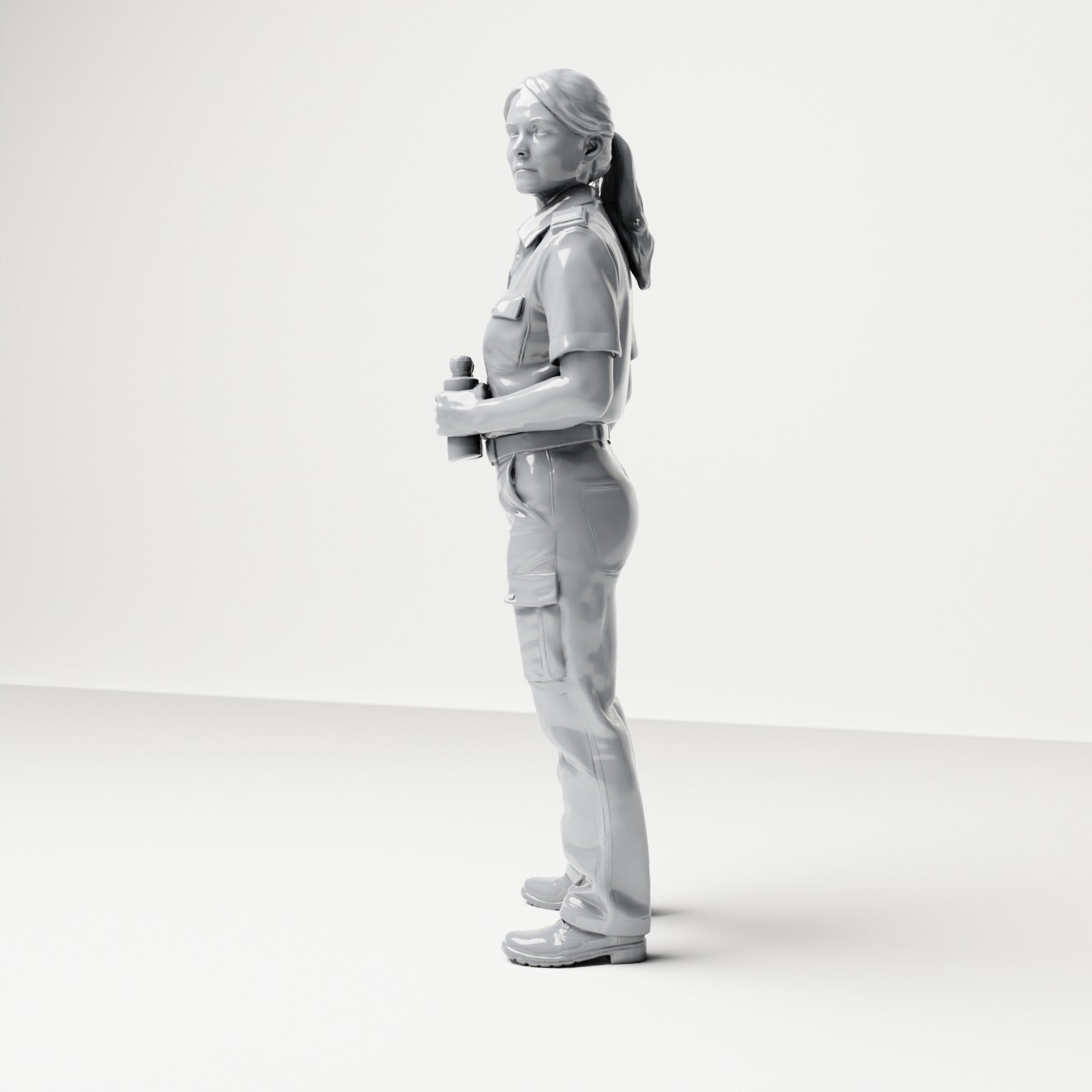 Diorama model-making product photo 1: Standing figure: female ship crew member in uniform with binoculars (B050)