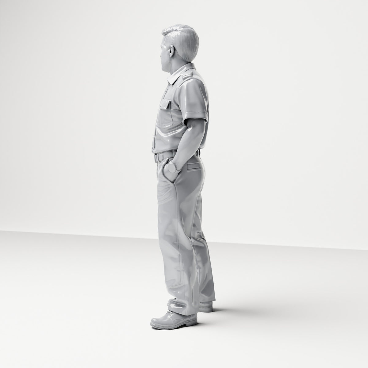 Diorama model-making product photo 1: Standing figure: ship crew member in uniform with epaulettes (B051)