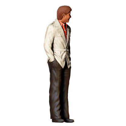 Diorama model building product photo 0: Man in a blazer with an open shirt – 80s club owner (Ref. No. 428)