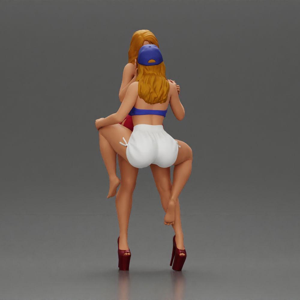 Diorama model building product photo 2: miniature diorama: 2 figures - cap, top & shorts; short dress with platforms (Ref No. A135)