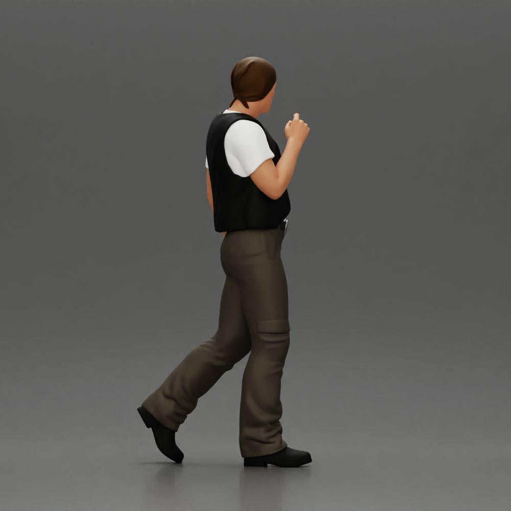 Diorama Modellbau Produktfoto 2: Gehende Miniaturfigur, Mann mit Kopftuch und Weste für Diorama - detailliert (Ref Nr. A65)