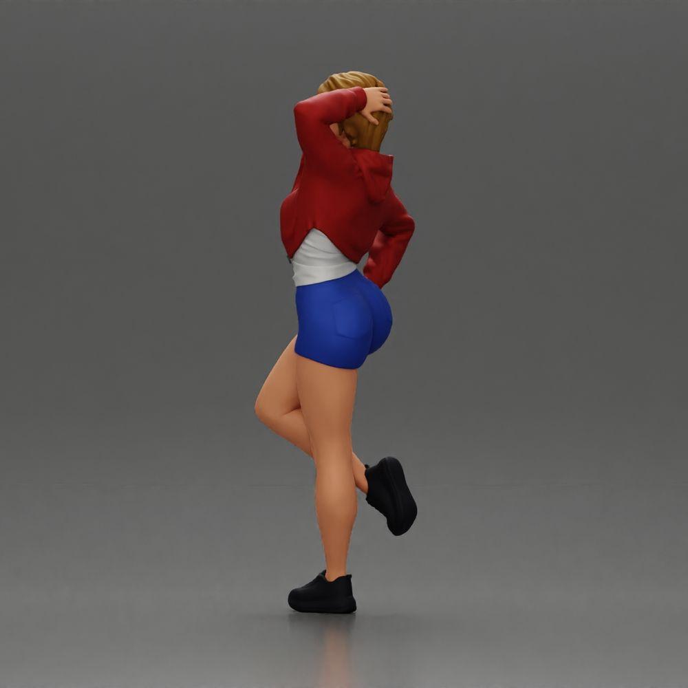 Diorama model building product photo 4: Female miniature with short hair, jacket & shorts, leaning against a car (Ref No. A67)
