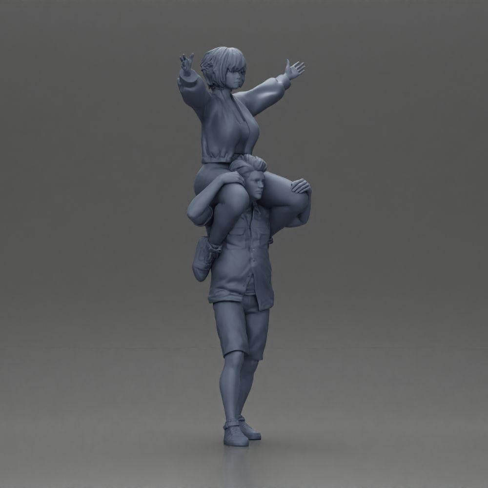 Diorama model building product photo 7: miniature figure: man in shorts carrying girlfriend on shoulders, posing couple (Ref No. A76)