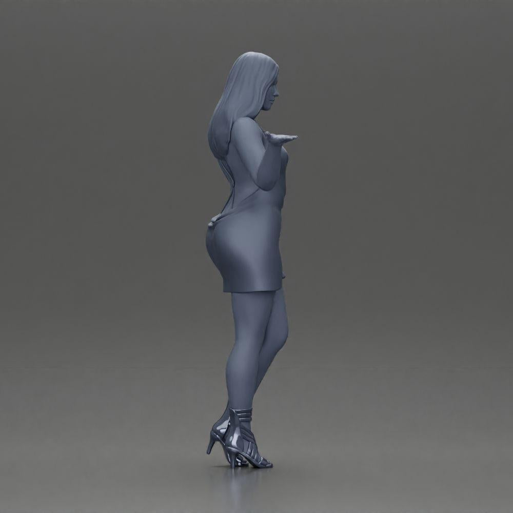 Diorama model building product photo 8: Diorama figure: elegant woman in mini dress, outstretched hand, necklace (Ref No. A118)