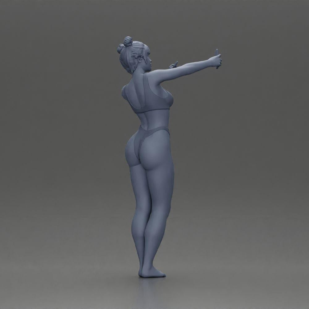 Diorama model building product photo 8: Diorama miniature: Woman in bikini taking selfie on the beach, standing figure (Ref No. A69)