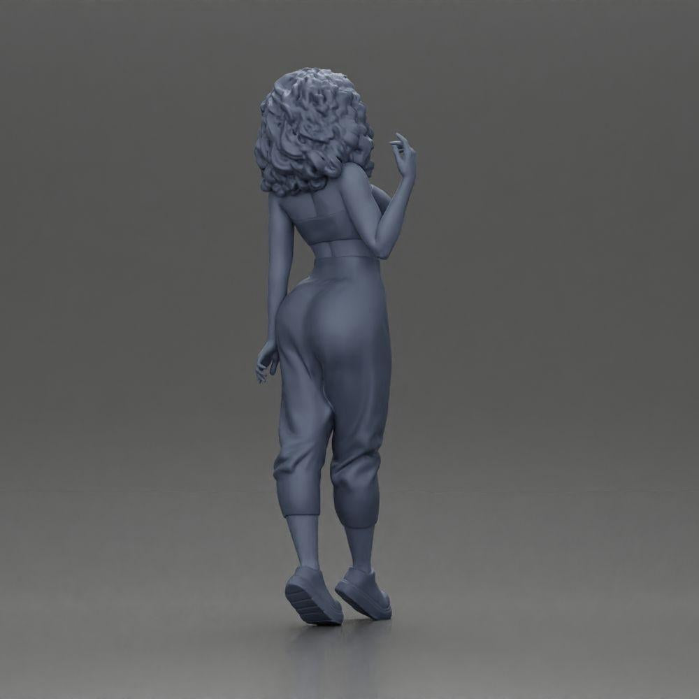 Diorama model building product photo 8: miniature figure: standing woman with curly hair in green outfit, posing (Ref No. A130)
