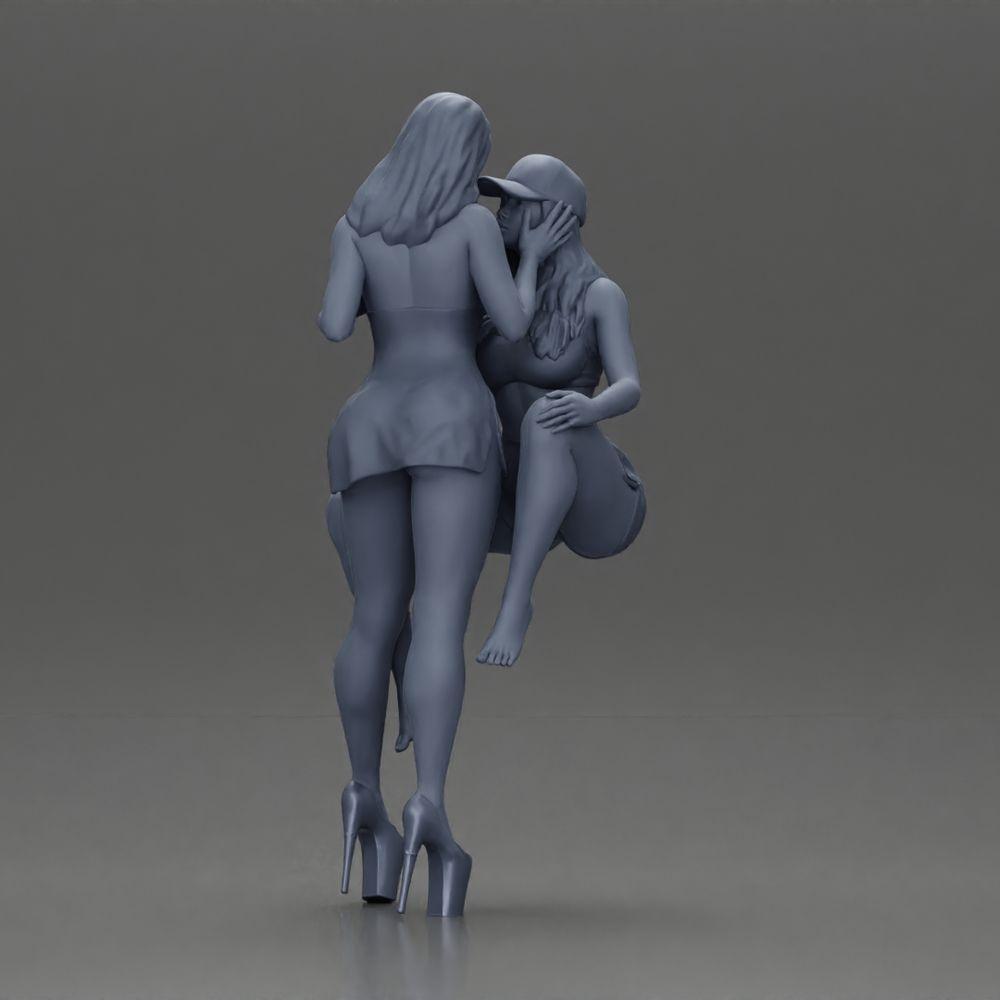 Diorama model building product photo 10: miniature diorama: 2 figures - cap, top & shorts; short dress with platforms (Ref No. A135)
