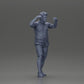 Diorama model building product photo 7: Diorama miniature: Man in shirt and shorts carries woman on shoulders (Ref No. A81)