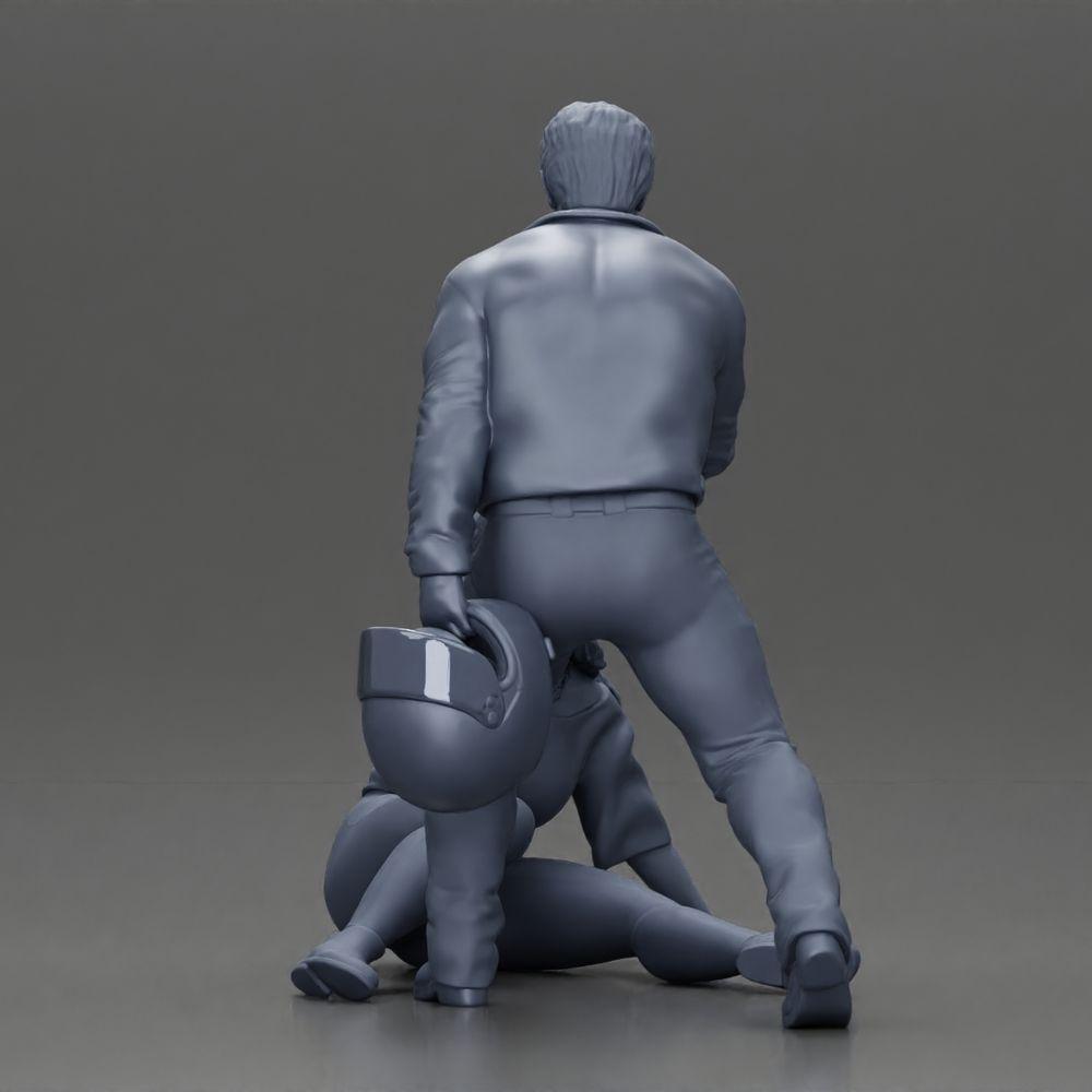 Diorama model building product photo 16: miniature diorama: man helps fallen biker, holds motorcycle helmet (Ref No. A91)