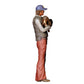 Diorama Modellbau Produktfoto 0: Mann mit Hund auf dem Arm – Figur in Arbeitskleidung mit Basecap (Ref. Nr. 401)