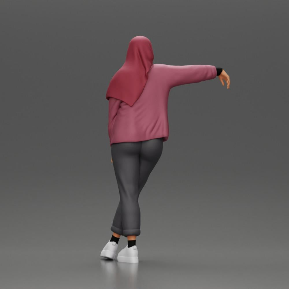 Diorama model building product photo 3: Diorama figure woman with headscarf and jacket, leaning against car, arm outstretched (Ref No. A59)