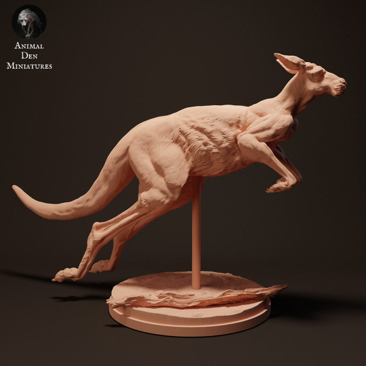 Product photo animal figure Animal Den Miniatures 1: Wildlife animal figure: Red Giant Kangaroo Jack - jumping (23_04_04)