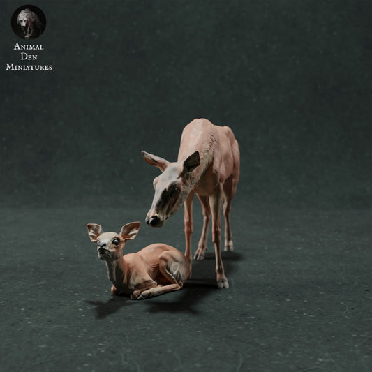 Product photo animal figure Animal Den Miniatures 0: Wild animal figure: Red deer hind with calf (22_11_10)
