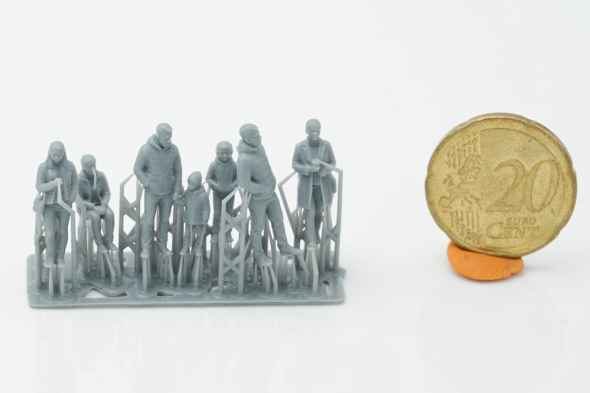 Diorama model building product photo 0: Passersby figures set 3 - 7 figures (h0_30)