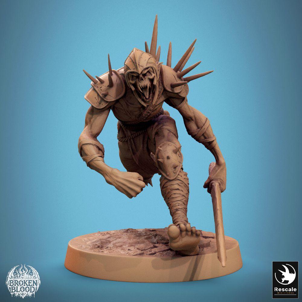 Product photo Tabletop 28mm Lord of the Print (LotP) 0: Tabletop miniature: Ghoul Ravager - Ghoul Berserker charging with club, Undead Warrior, Chaos Barbarian, cursed Champion (24_11_C23)