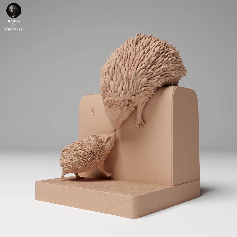 Product photo 0: Wildlife animal figure: European hedgehogs - climbing (24_11_10)