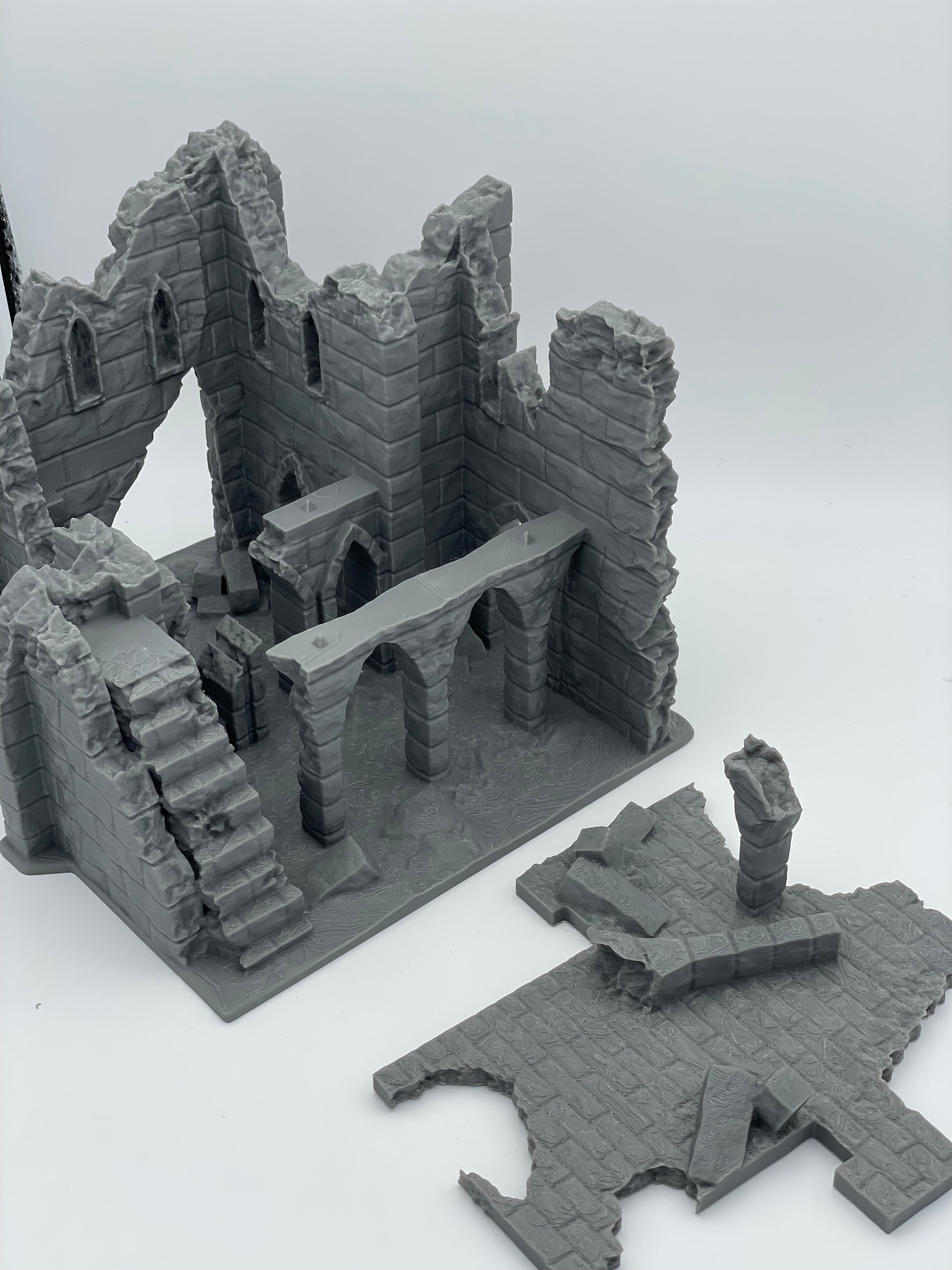 Product photo Tabletop 28mm The Printing Goes Ever On (TPGEO) 0: Ruin E - Debris of a medieval town - Destroyed house