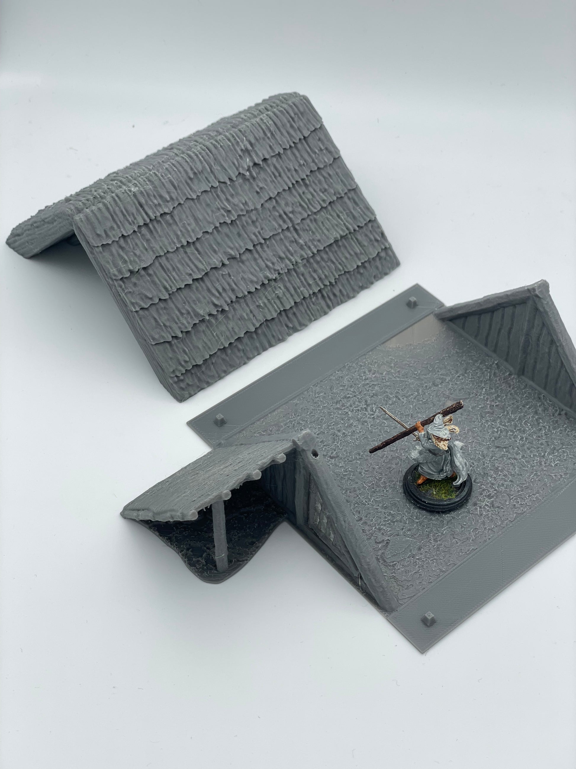 Product photo Tabletop 28mm The Printing Goes Ever On (TPGEO) 0: Native Hut A - Primitive Dwelling with Thatch Roof - Indigenous House