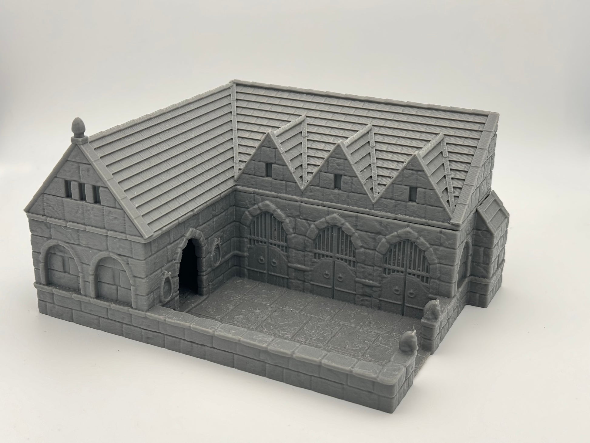 Product photo Tabletop 28mm The Printing Goes Ever On (TPGEO) 0: Stables Ivory City - Kingdom of Gonthan - Tabletop Terrain