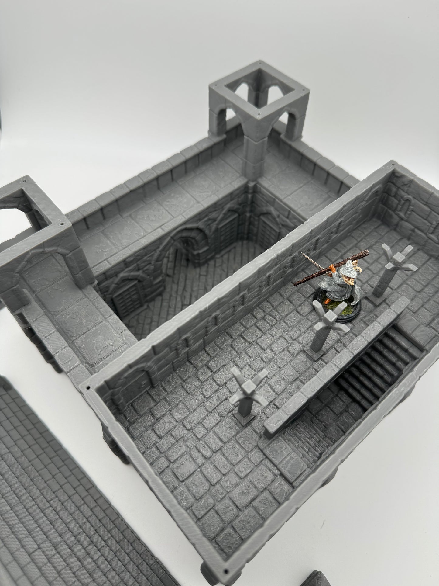 Product photo Tabletop 28mm The Printing Goes Ever On (TPGEO) 0: Ivory City Barracks - Kingdom of Gonthan - Tabletop Terrain